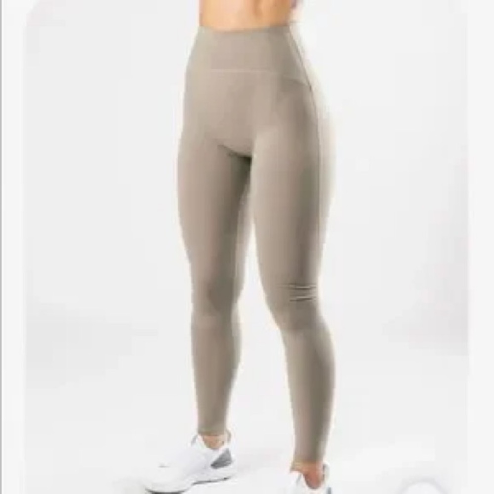 Alphalete Taupe Leggings